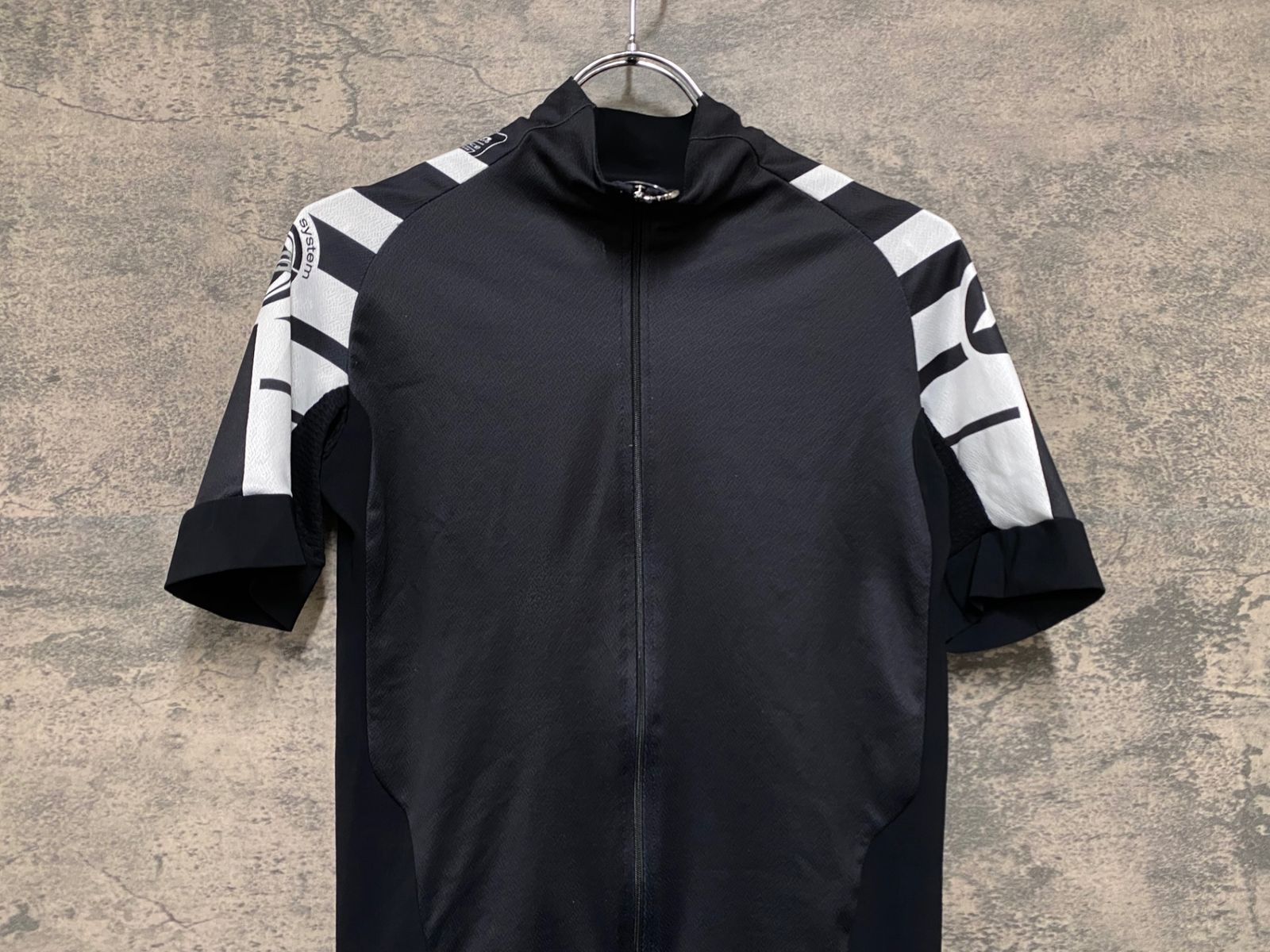 assos サイクルジャージ 黒/白 assos サイクルジャージ 黒/白