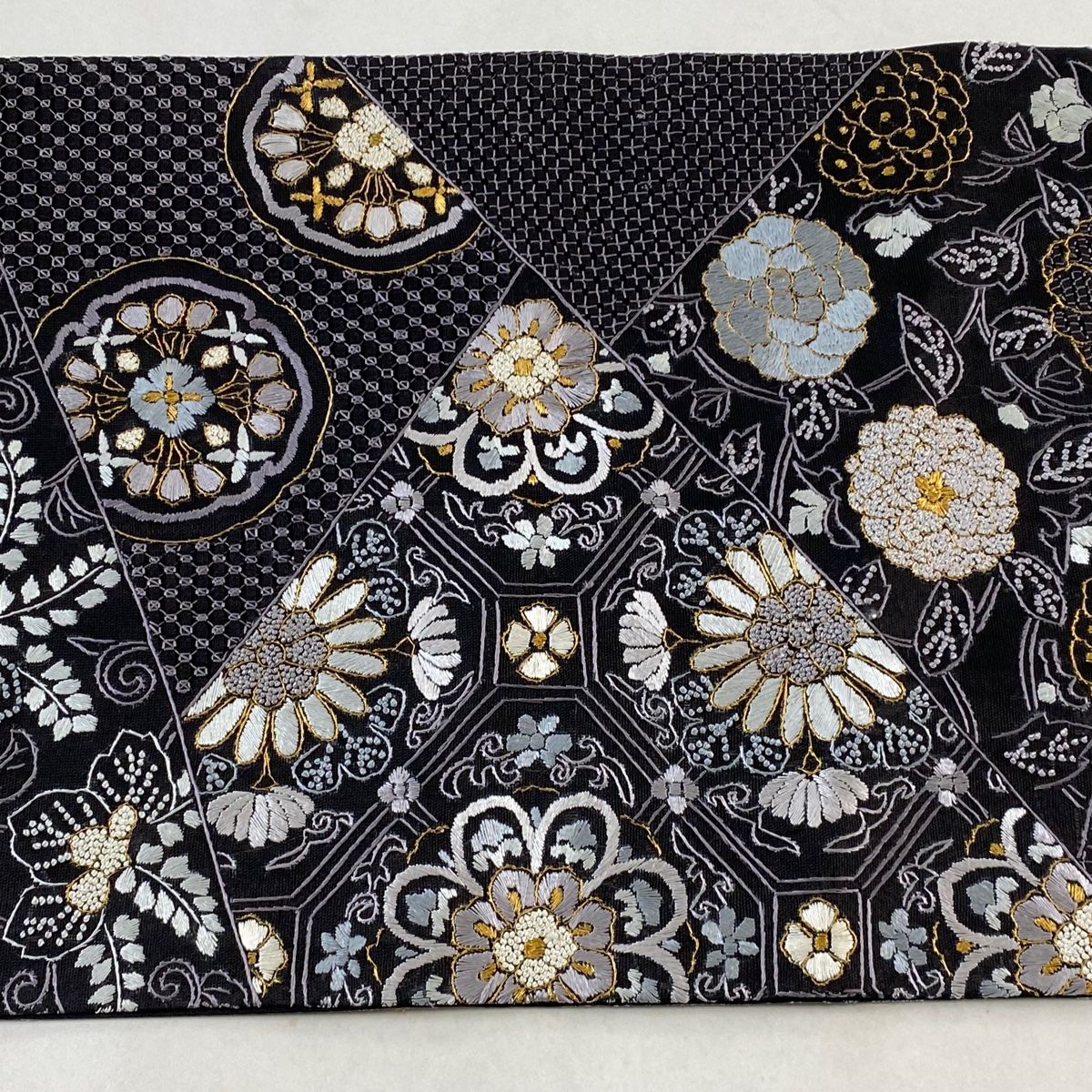 袋帯 美品 逸品 夏帯 紗 華文 蜀江文 刺繍 金糸 黒 六通 正絹 【中古 