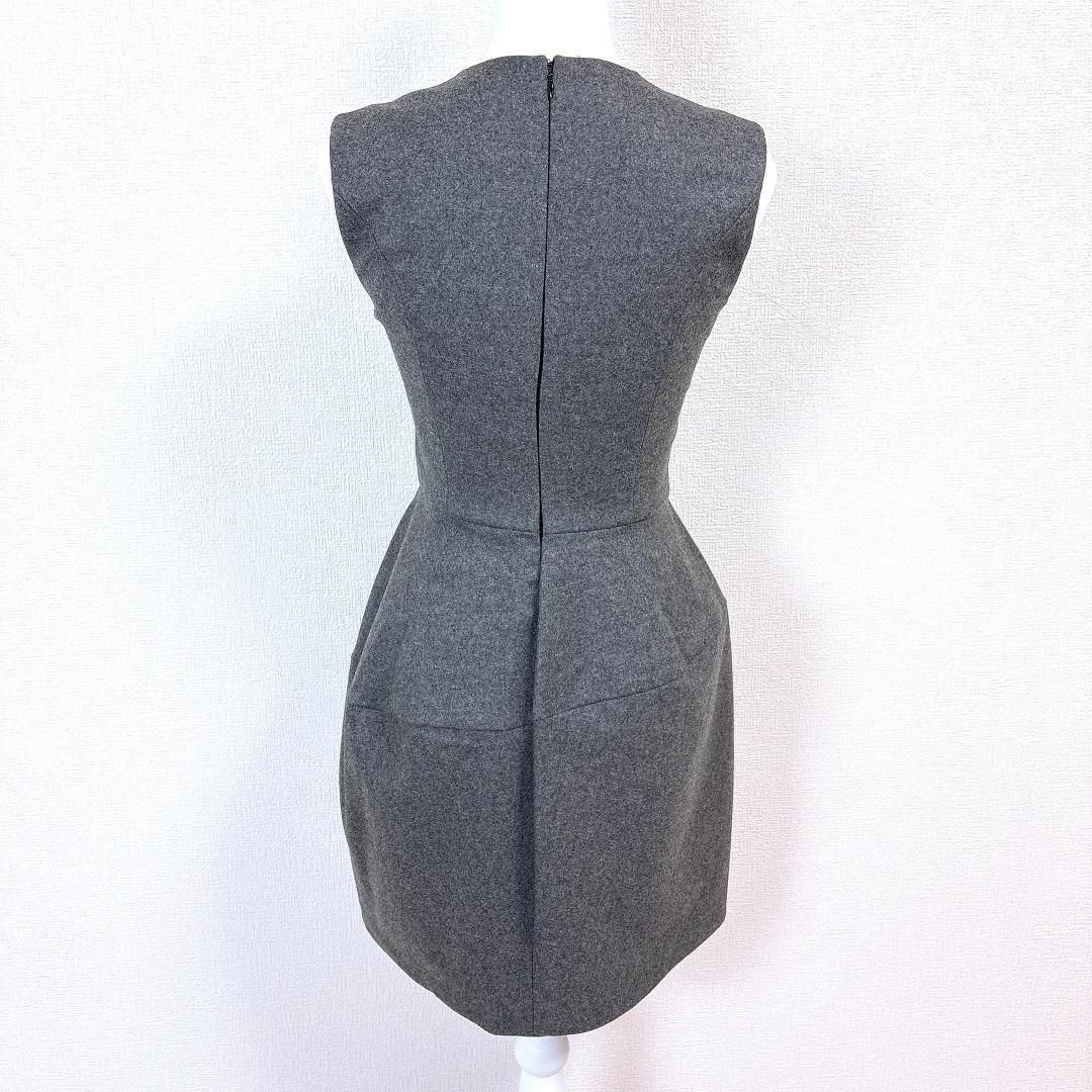 YOKOCHAN ウールノースリーブワンピース Vネック 36 濃グレー 無地