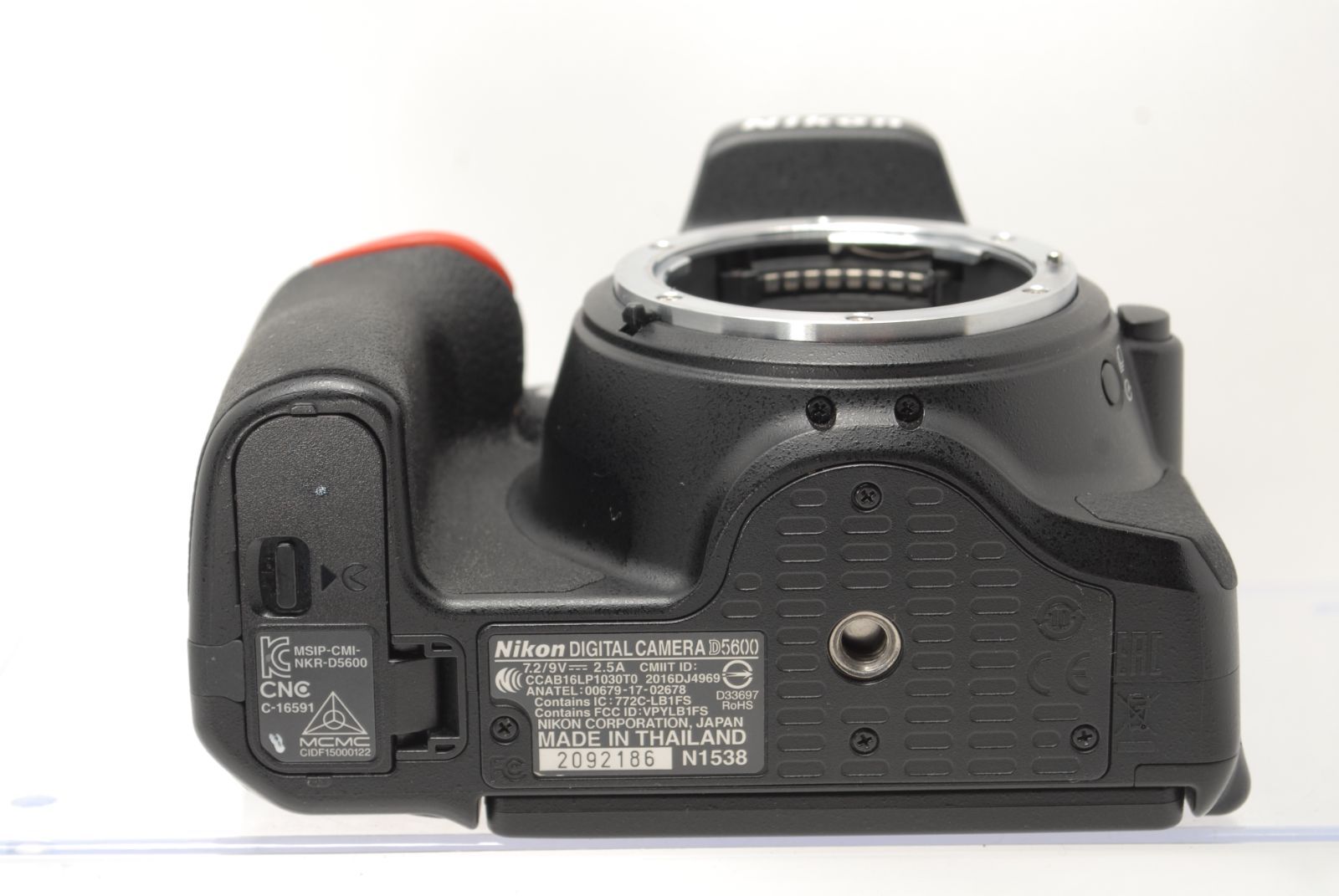 良品 Nikon D5600 望遠ダブルズームキット 高画質 自撮り楽々 Wi-Fi 