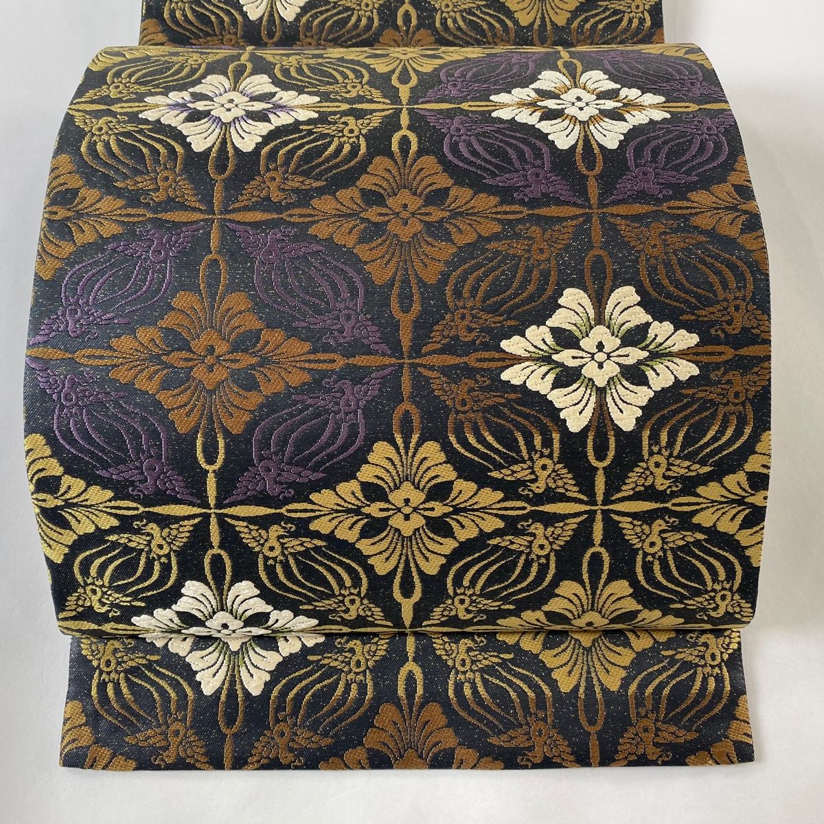 さくら　袋帯 美品 逸品 誉田屋源兵衛 全通 正絹 【中古】 袋帯 美品 逸品 誉田屋源兵衛 落款 花菱 襷文 箔 黒 全通 正絹