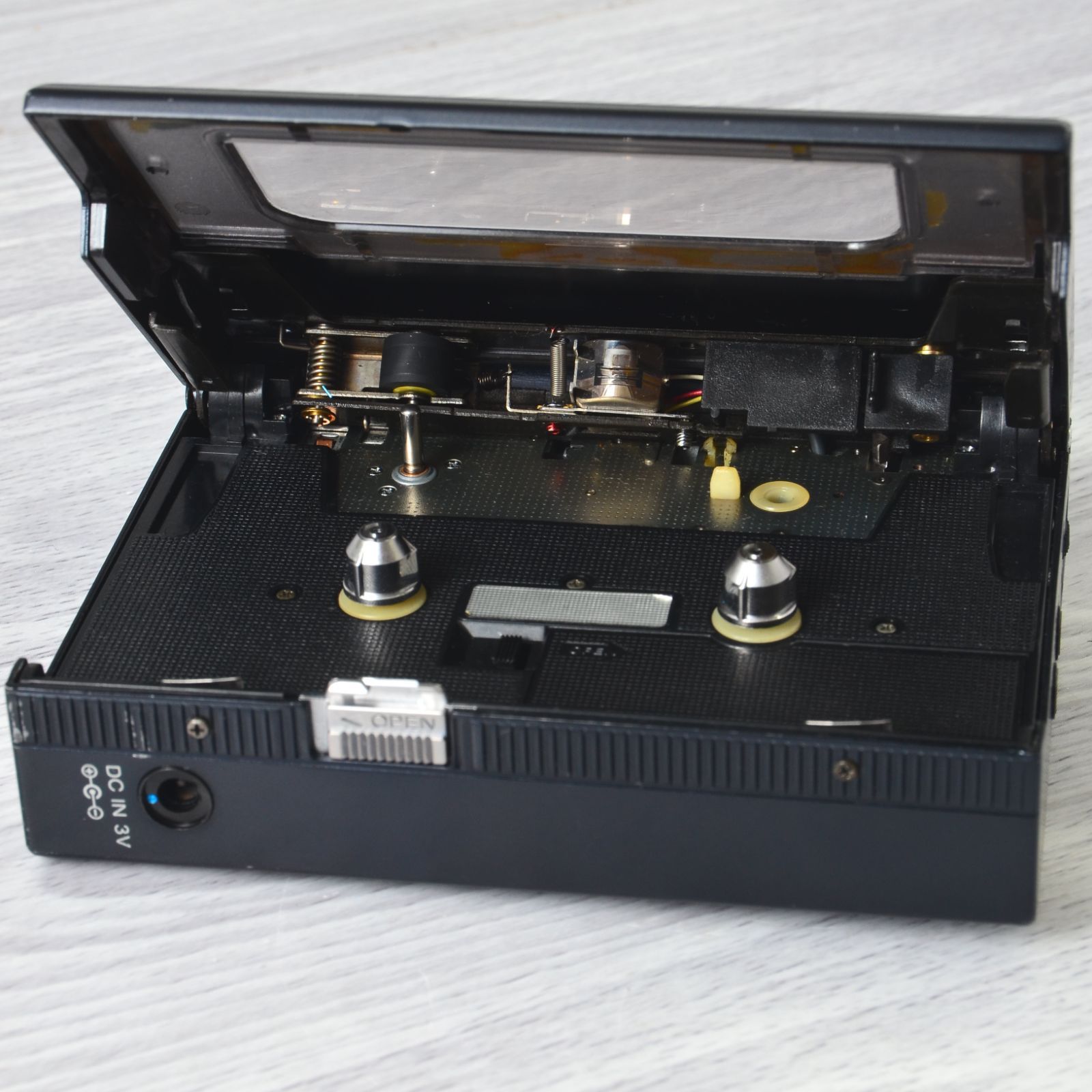 SONY WALKMAN WM-DC2 カセットウォークマン 整備済 TY364 SONY WALKMAN WM-DC2 カセットウォークマン 黒 整備済 TY364 SONY