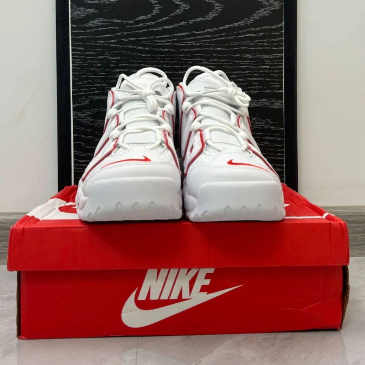 新品未使用 NIKE AIR MORE UPTEMPO 