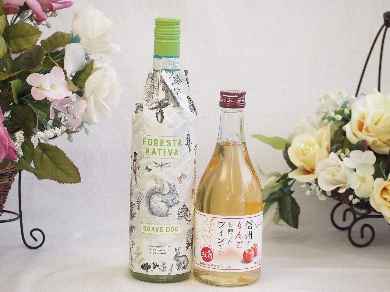 イタリアソアーヴェ白ワインと国産ワインセット(信州のりんごを使ったワインです