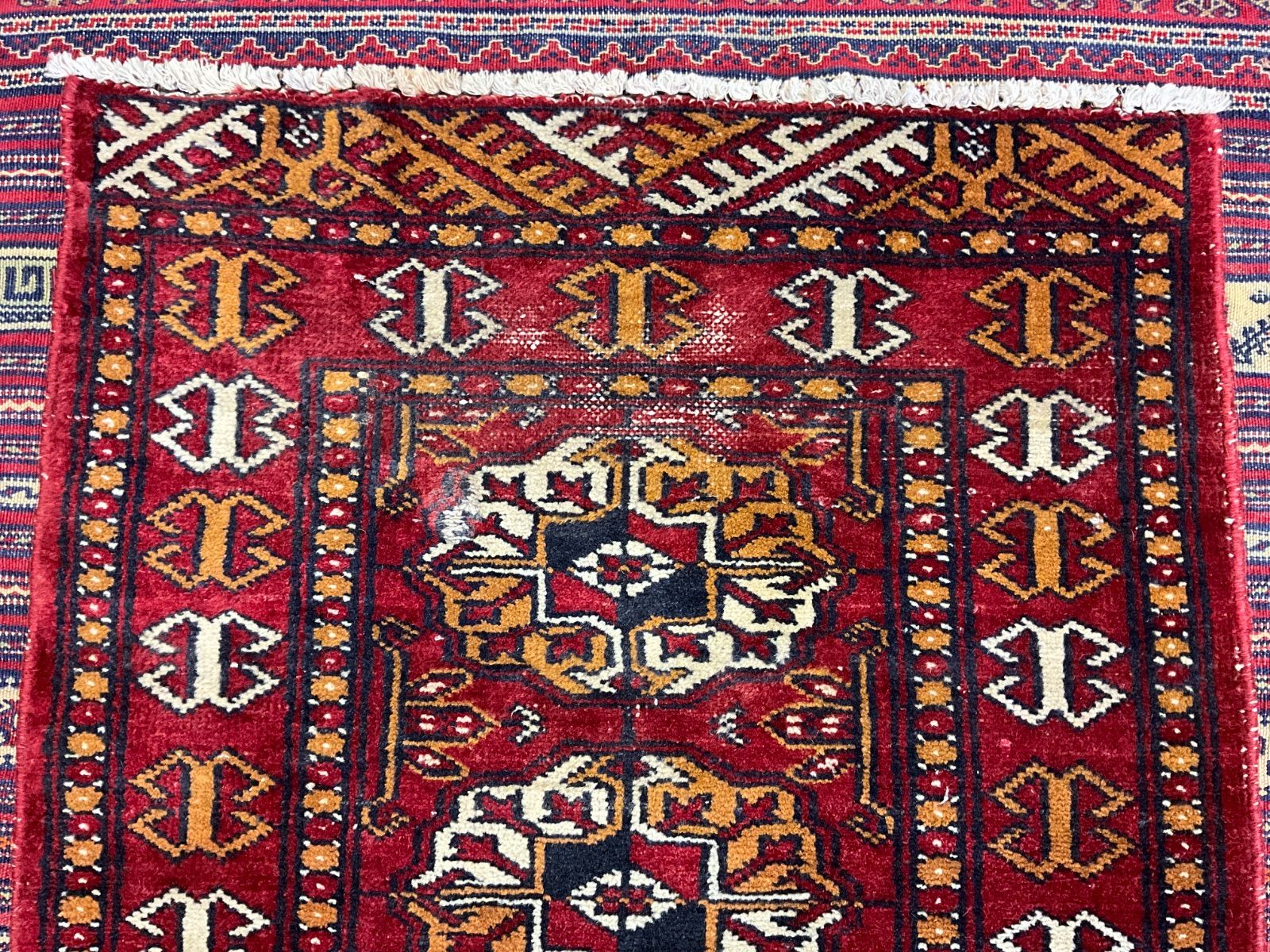 ヴィンテージラグ パキスタン絨毯 トライバルラグ ハンドメイド