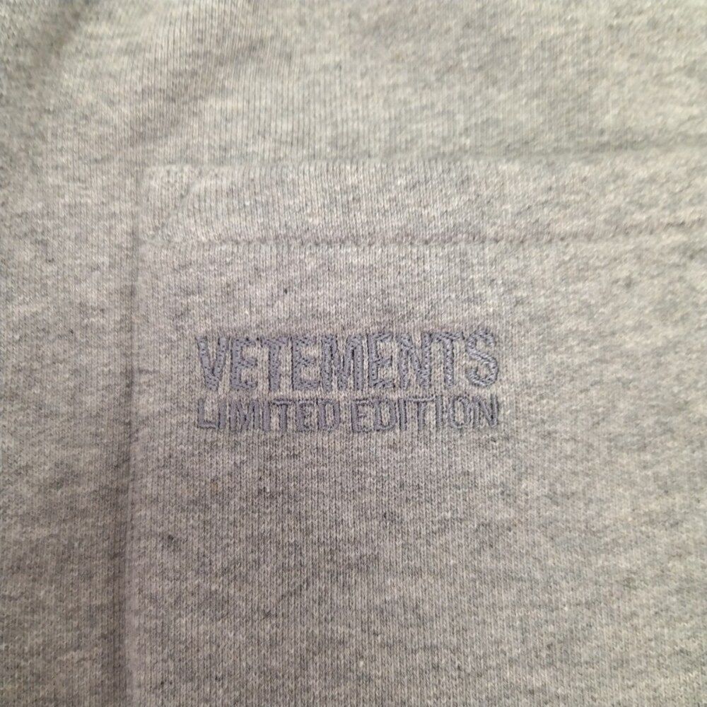 VETEMENTS ヴェトモン テープロゴ ショートパンツ - 通販 - guianegro