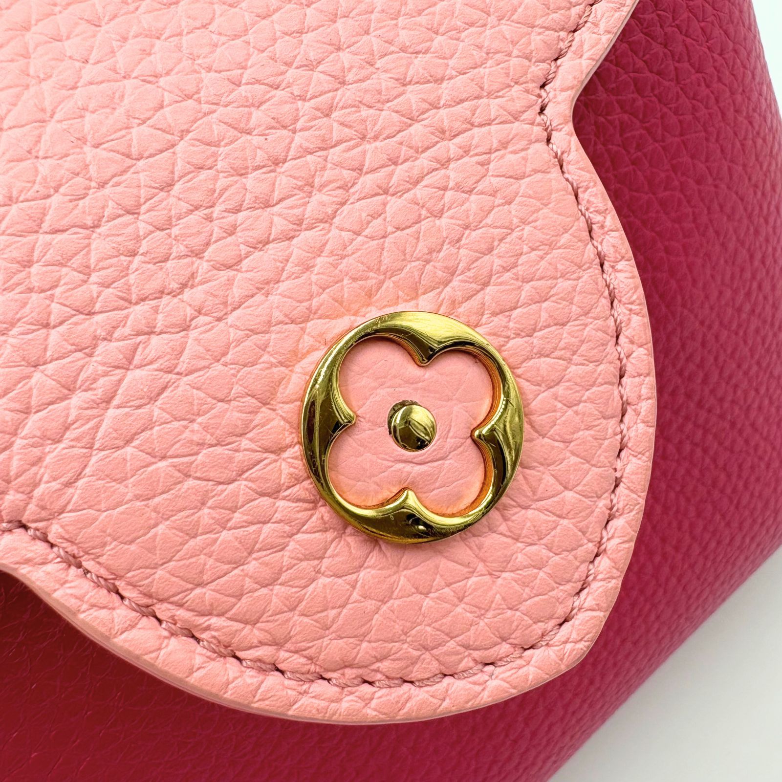 コンパクトで可愛い♪【LOUISVUITTON】ハンドバッグ コンパクトで可愛い♪【LOUISVUITTON】ハンドバッグ
