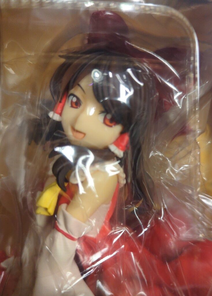 東方project 博麗霊夢 1/8 完成品フィギュア　ギフト　Gift とらのあな特典付き】東方プロジェクト 博麗霊夢 1/8 完成品