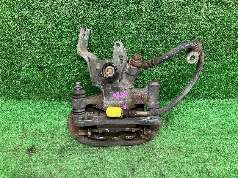 MR-S ZZW30 右リアキャリパー MR-S Sエディション 47730-17160 8R2