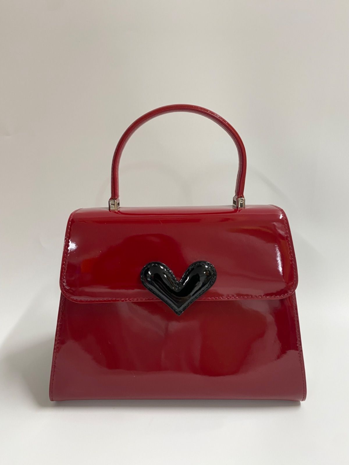 新品 ハンドバッグUNO KANDA 神田うの エナメル 【公式通販】