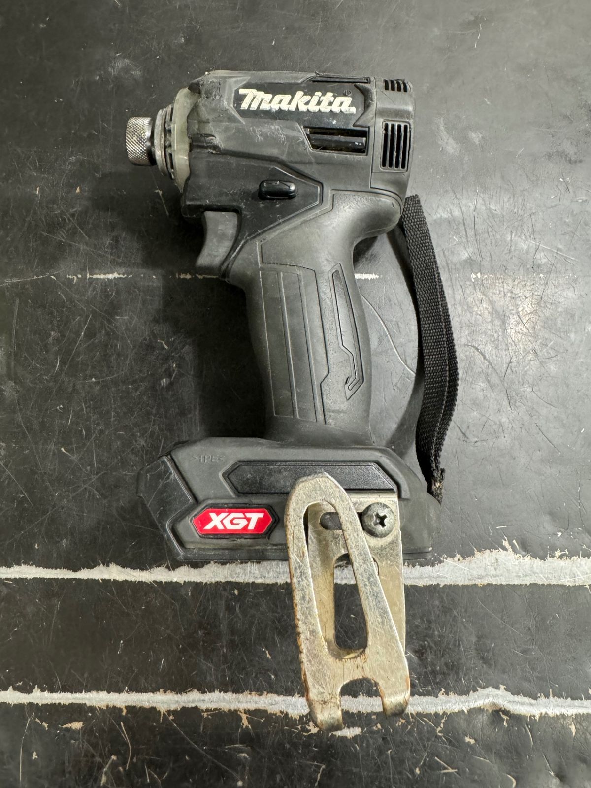 マキタ TD021D 充電式ペンインパクトドライバ 軸ブレ有 7.2V 1.5 マキタ TD021D 充電式ペンインパクトドライバ 軸ブレ有 7.2V 1.5