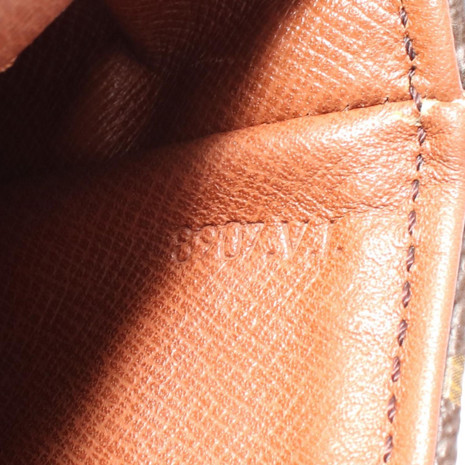 VUITTON