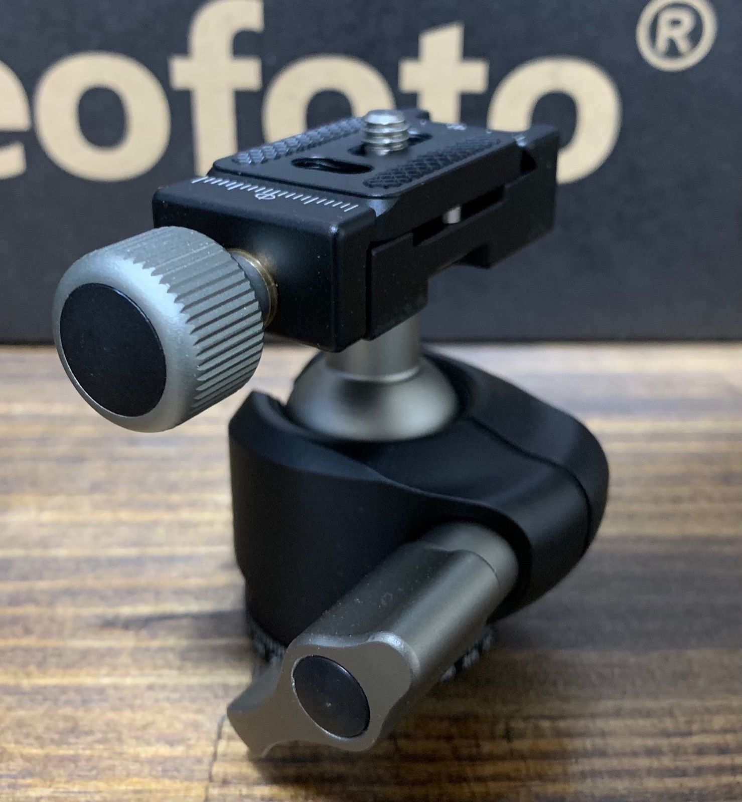 東京より発送【新品】Leofoto LH25 自由雲台 PU-25プレート付き 東京より発送【新品】Leofoto LH25 自由雲台 PU-25プレート付き
