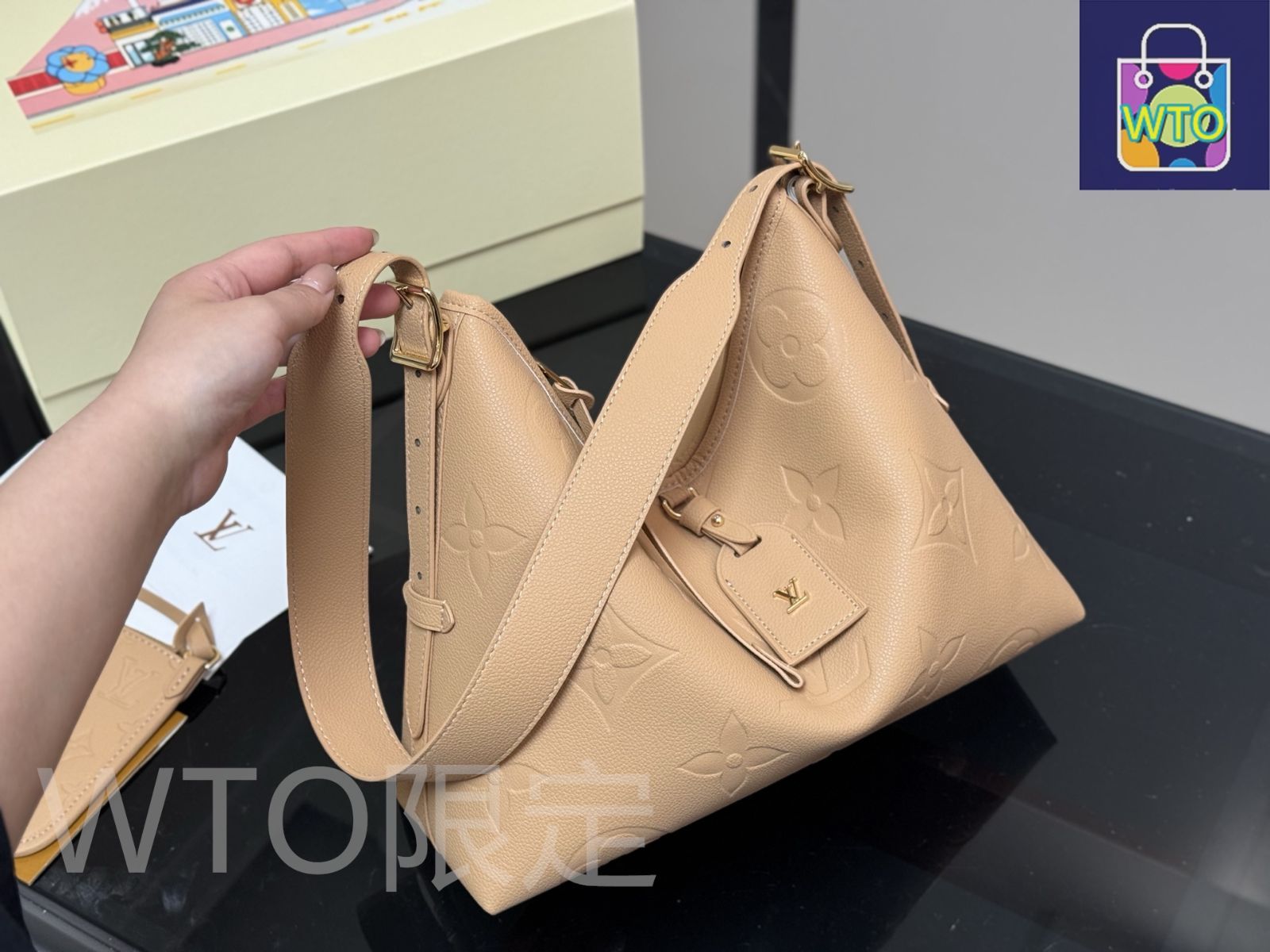 今日特価】Louis Vuitton ルイヴィトン キャリーオール リボン