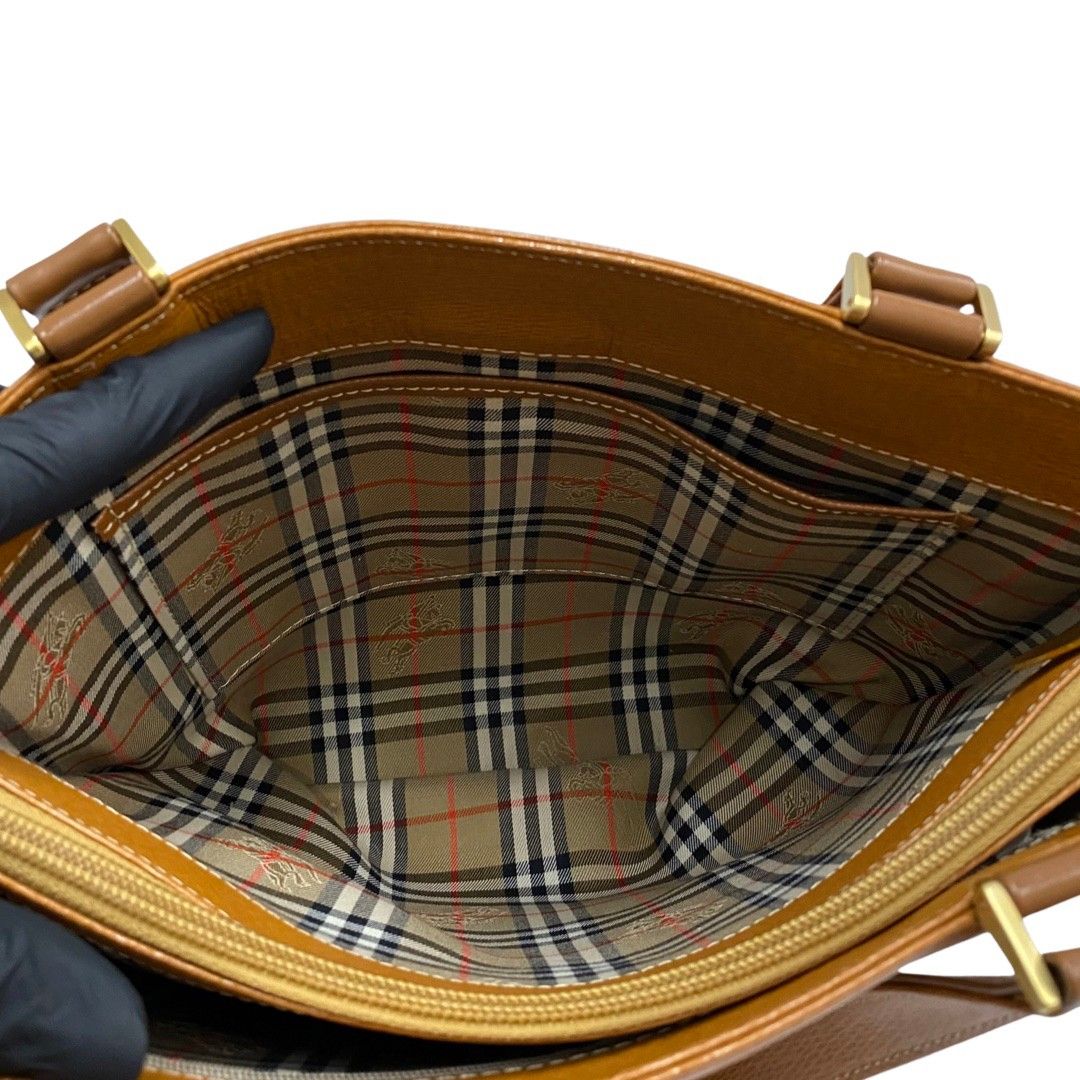 極 美品 希少品 BURBERRY バーバリー ノバチェック ロゴ 金具 レザー