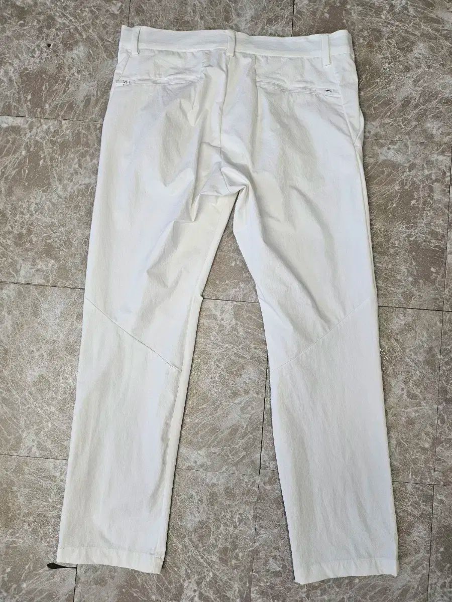 アディダス ホワイト メンズ ゴルフパンツ 86