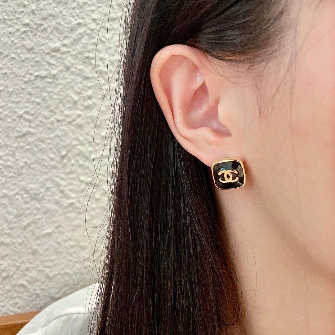 今日特価】CHANEL ヴィンテージ イヤリング - メルカリ