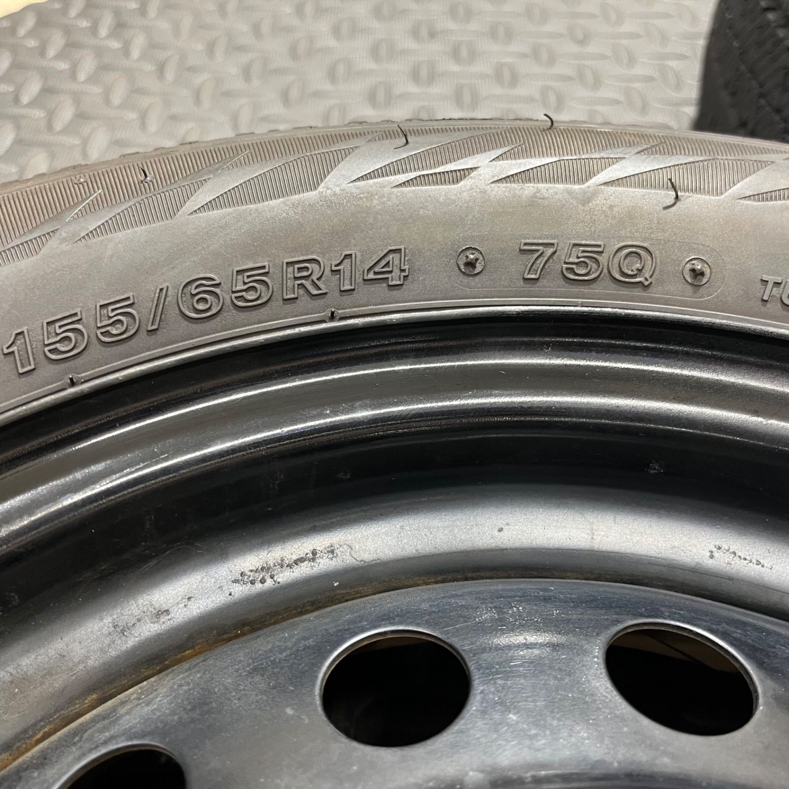 来店をご期待! 21年 155 65R14 ブリヂストン ブリザック VRX2 スズキ ワゴンR スペーシア スマイル スタッドレスタイヤ 1047C