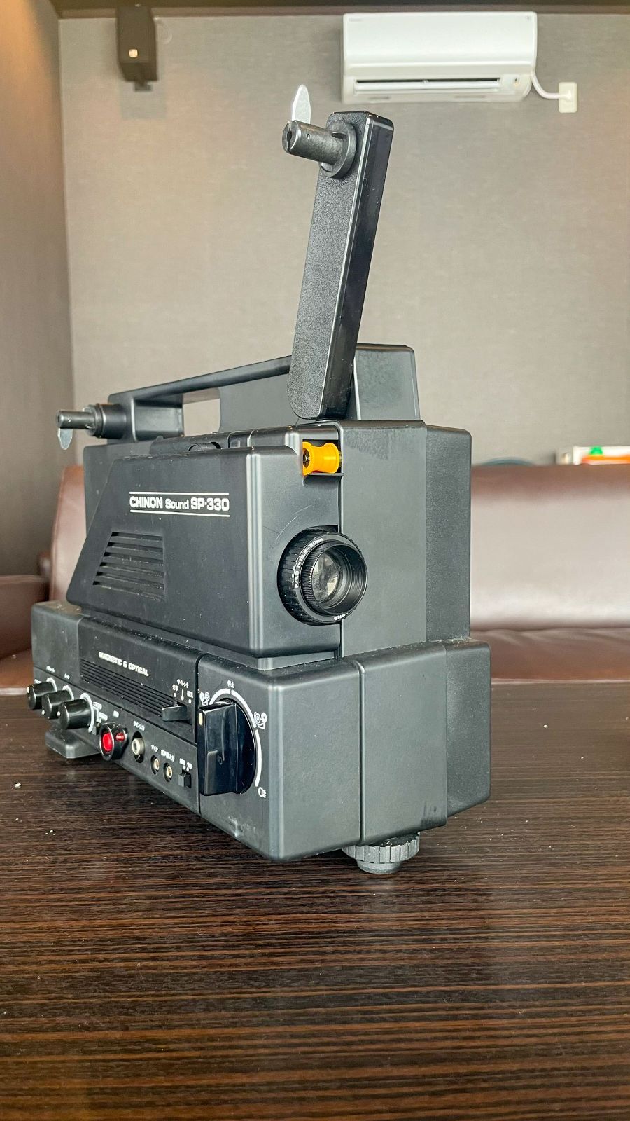 CHINON Sound SP-330（8mmフィルム映写機）マイク付き 現状品