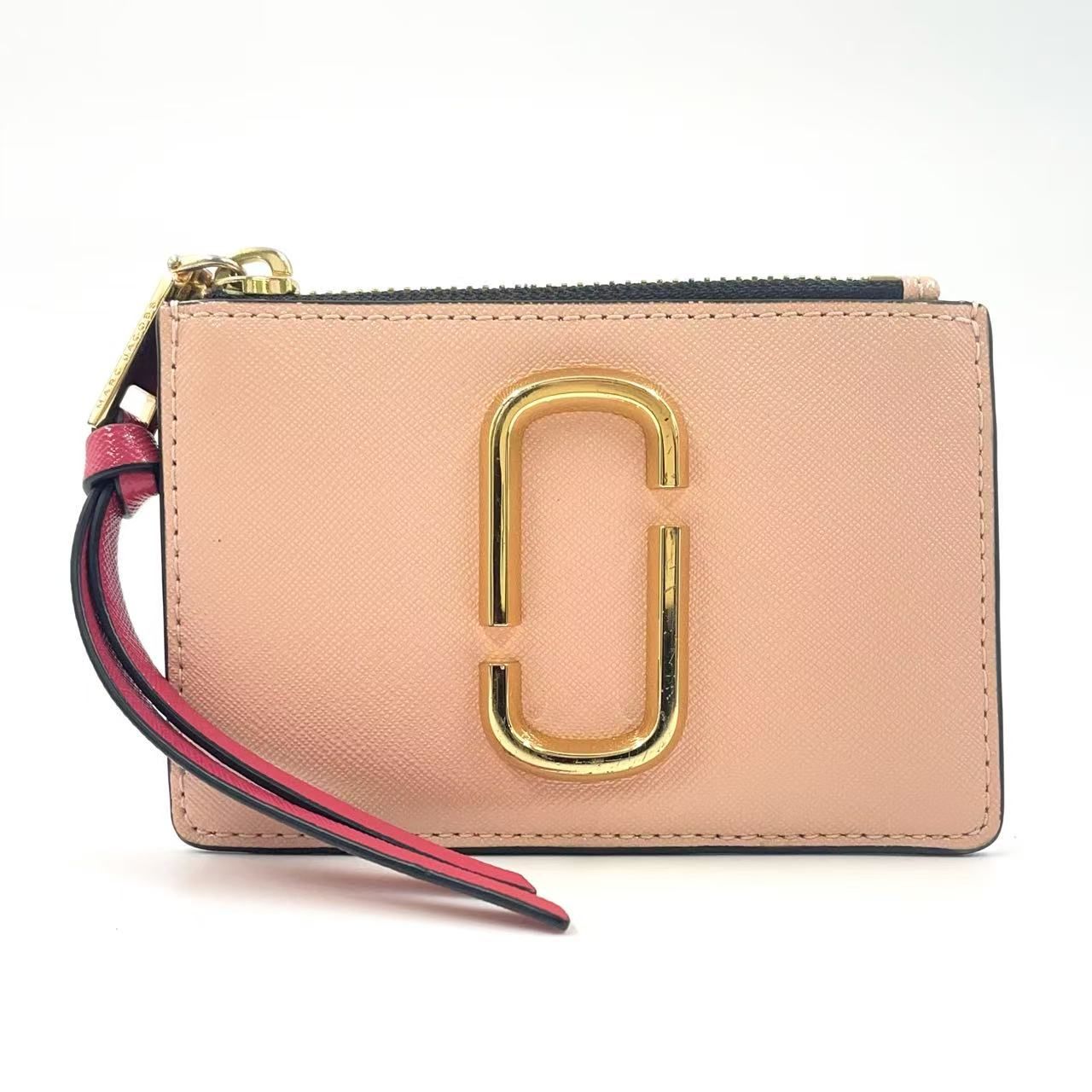 マークジェイコブス]アウトレット パスケース コインケース ミニ財布 レッド レディース MARC JACOBS M0016972 MARC  JACOBS ダブルJモチーフ キーリング付 コインケース レザー ピンクベージュ カードケース ゴールド [マークジェイコブス]コインケース  パスケース ...