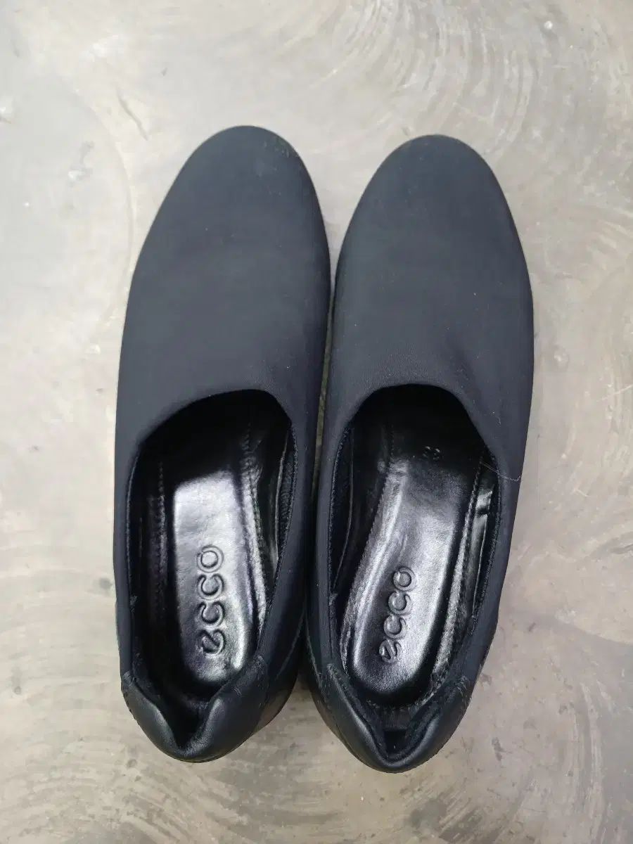 ecco エコーゴアテックス スパンデックスシューズ 36 看板なのに 235