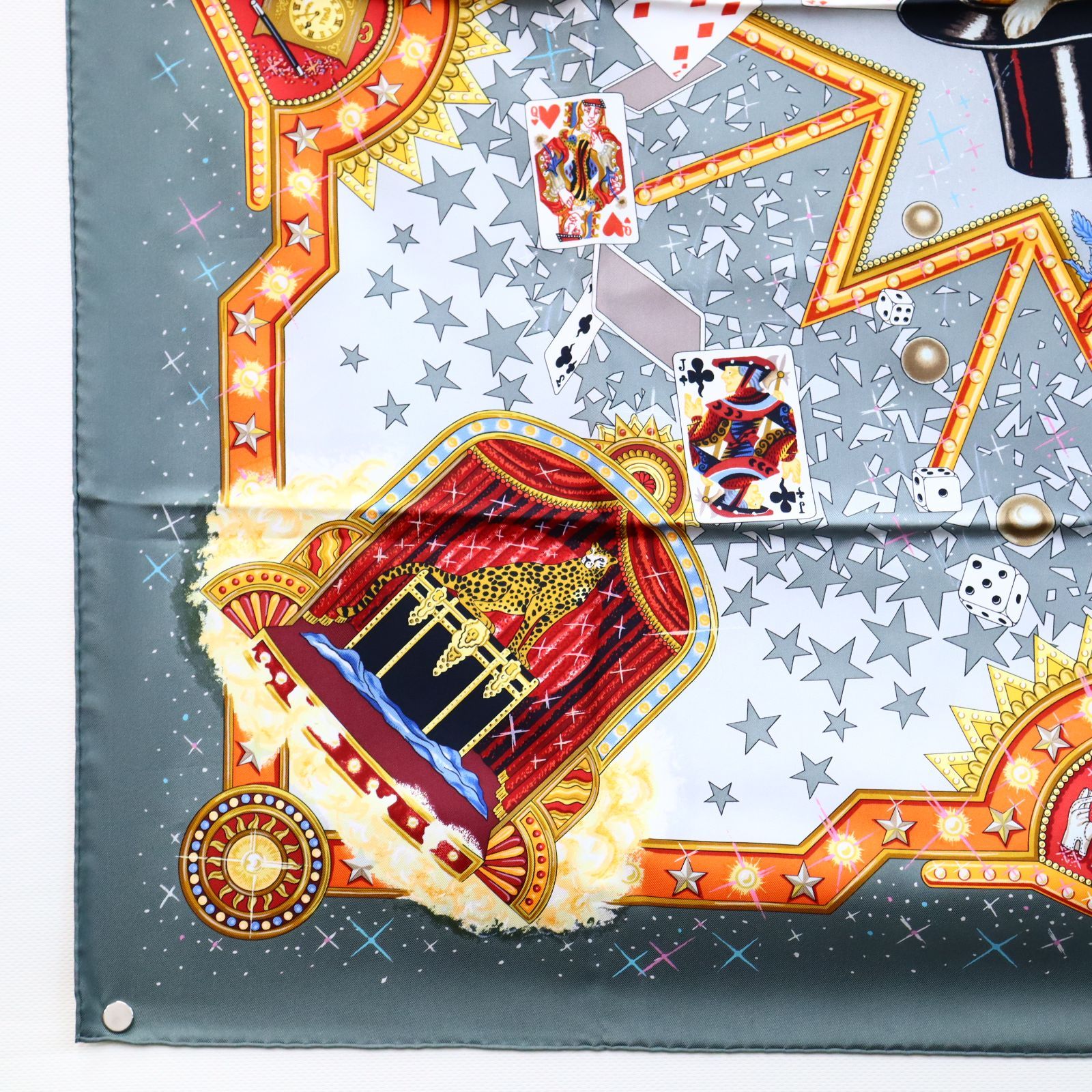 ✨️極美品✨️ エルメス カレ90 フラッグ レディース スカーフ グレー 大判 HERMES エルメス スカーフ カレ 90 大判スカーフ 正方形 LES VOITURES