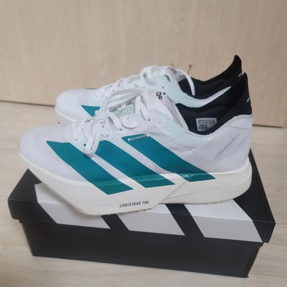 アディダス　アディオスプロ4 27cm アディダス アディゼロ アディオス プロ 4 275 新品