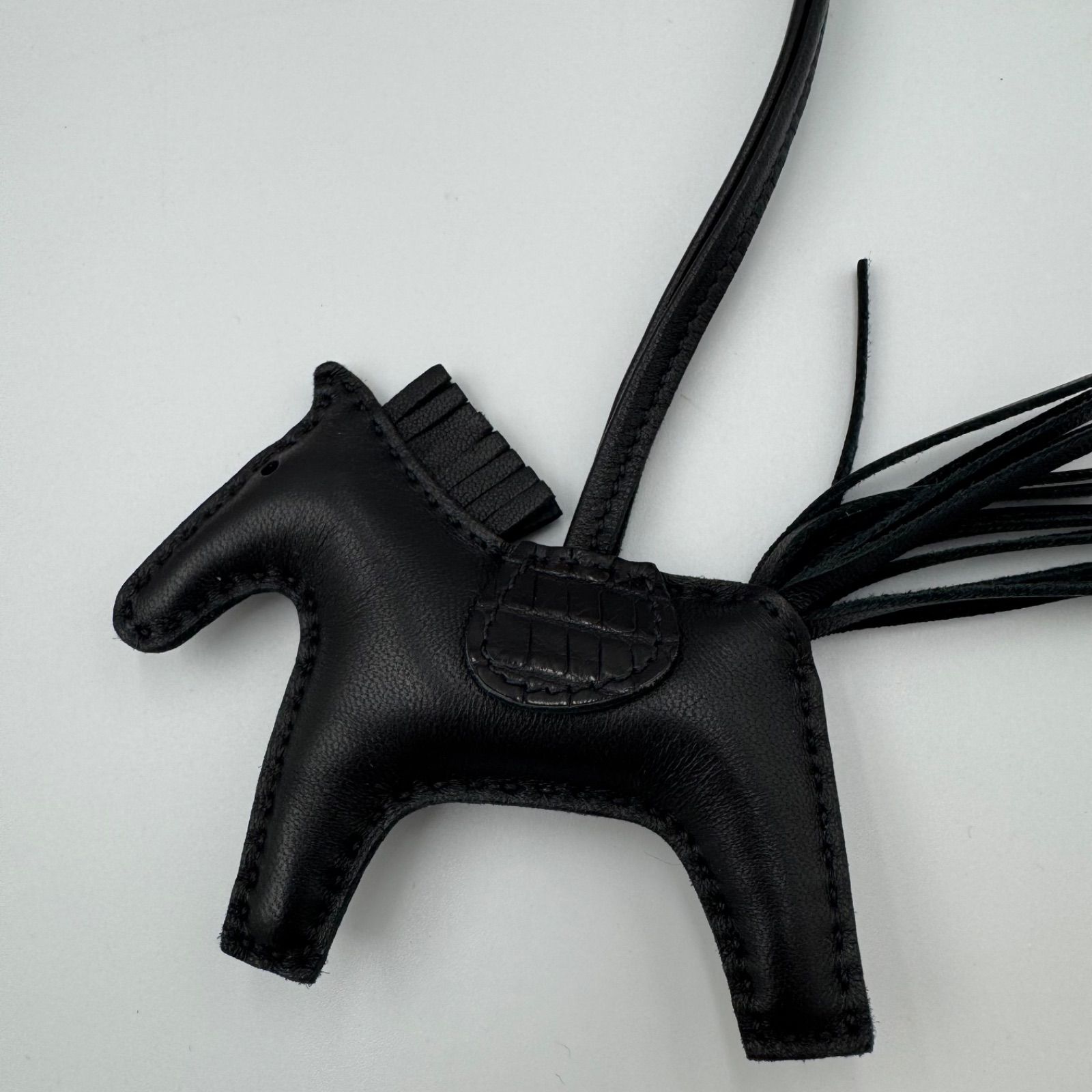 【未使用】エルメス　チャーム　ロデオ　タッチ　アリゲーター　黒　PM エルメス ロデオチャームタッチPM ブラック アニョーミロ