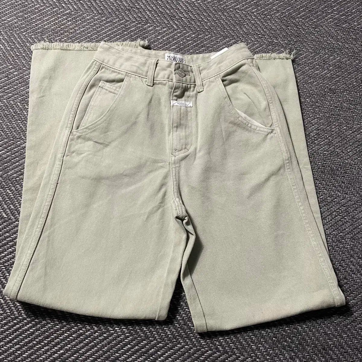 マリテフランソワジルボー ライトグリーン パンツ 25