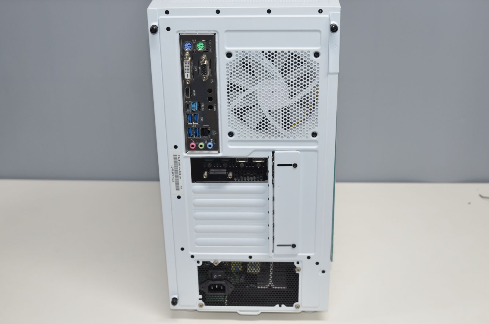 Windows11 中古デスクトップパソコン【自作】 中古良品 自作ゲーミングデスクトップ/Windows11/core i9-9900K