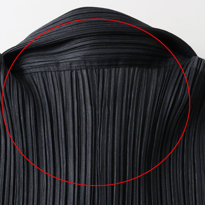 プリーツプリーズ イッセイミヤケ　襟付きプリーツワンピース　ブラック　サイズ3 プリーツプリーズ イッセイミヤケ 襟付きプリーツワンピース