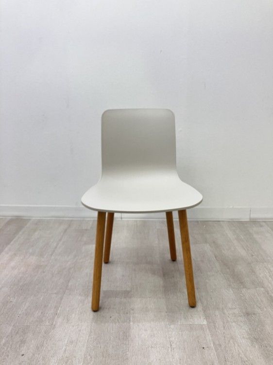 中古品】ヴィトラ HAL Wood ハルウッドチェア 44020100 ホワイト
