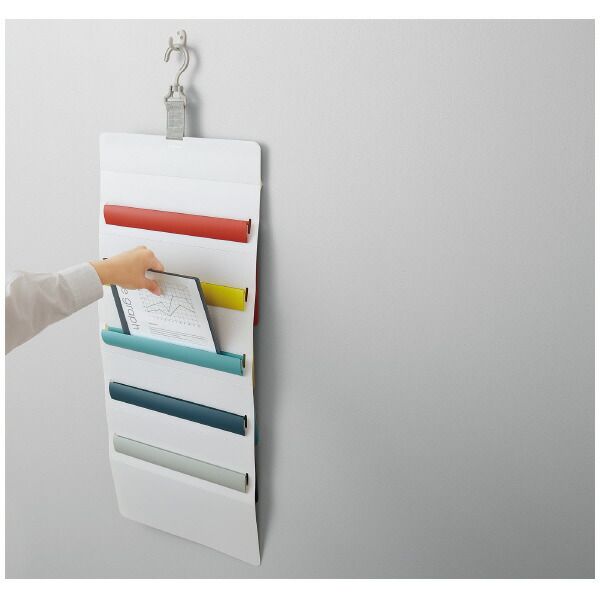 さっと出し入れできる壁掛けポケット 書類用