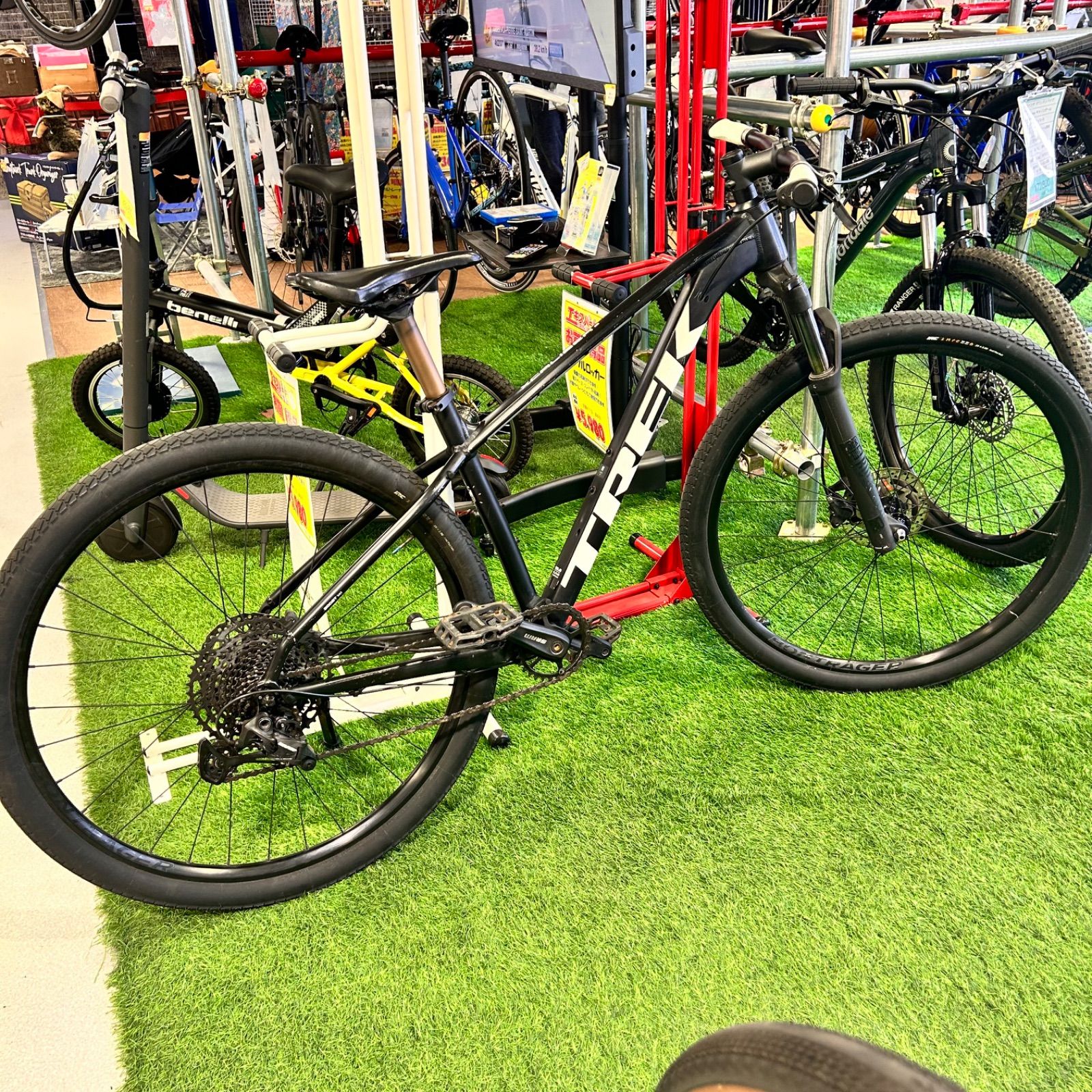 街乗りに29erマウンテンバイク TREK(トレック)「Mamba(マンバ