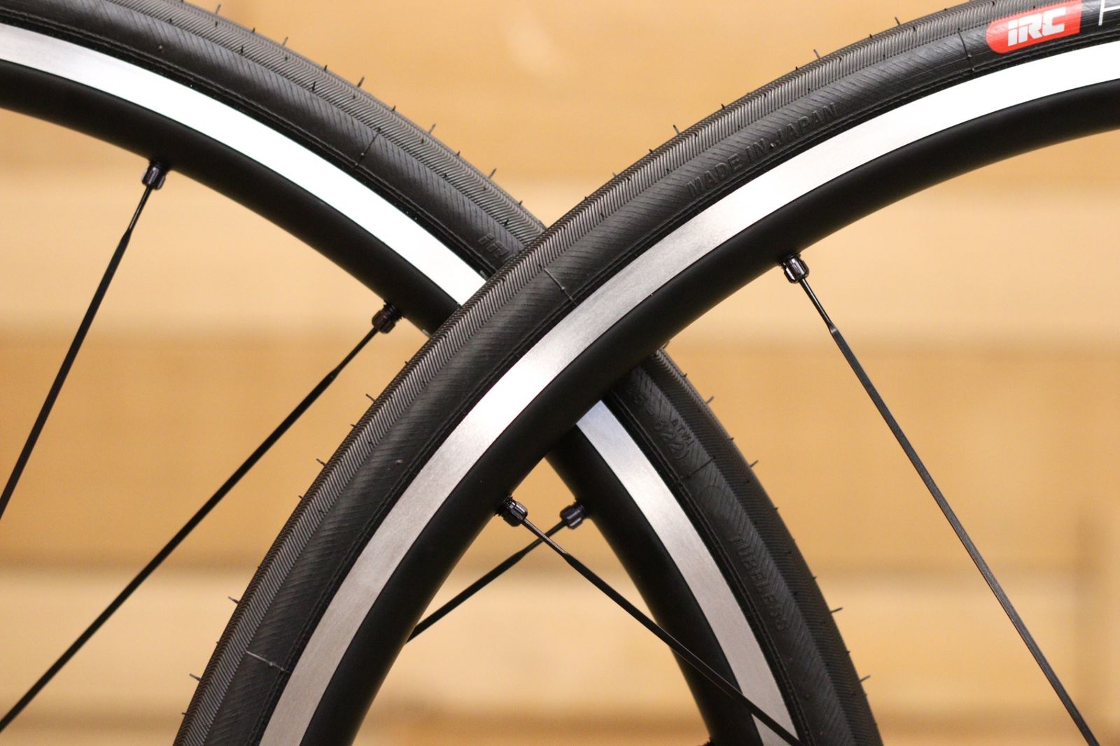 アルミ チューブレスレディ