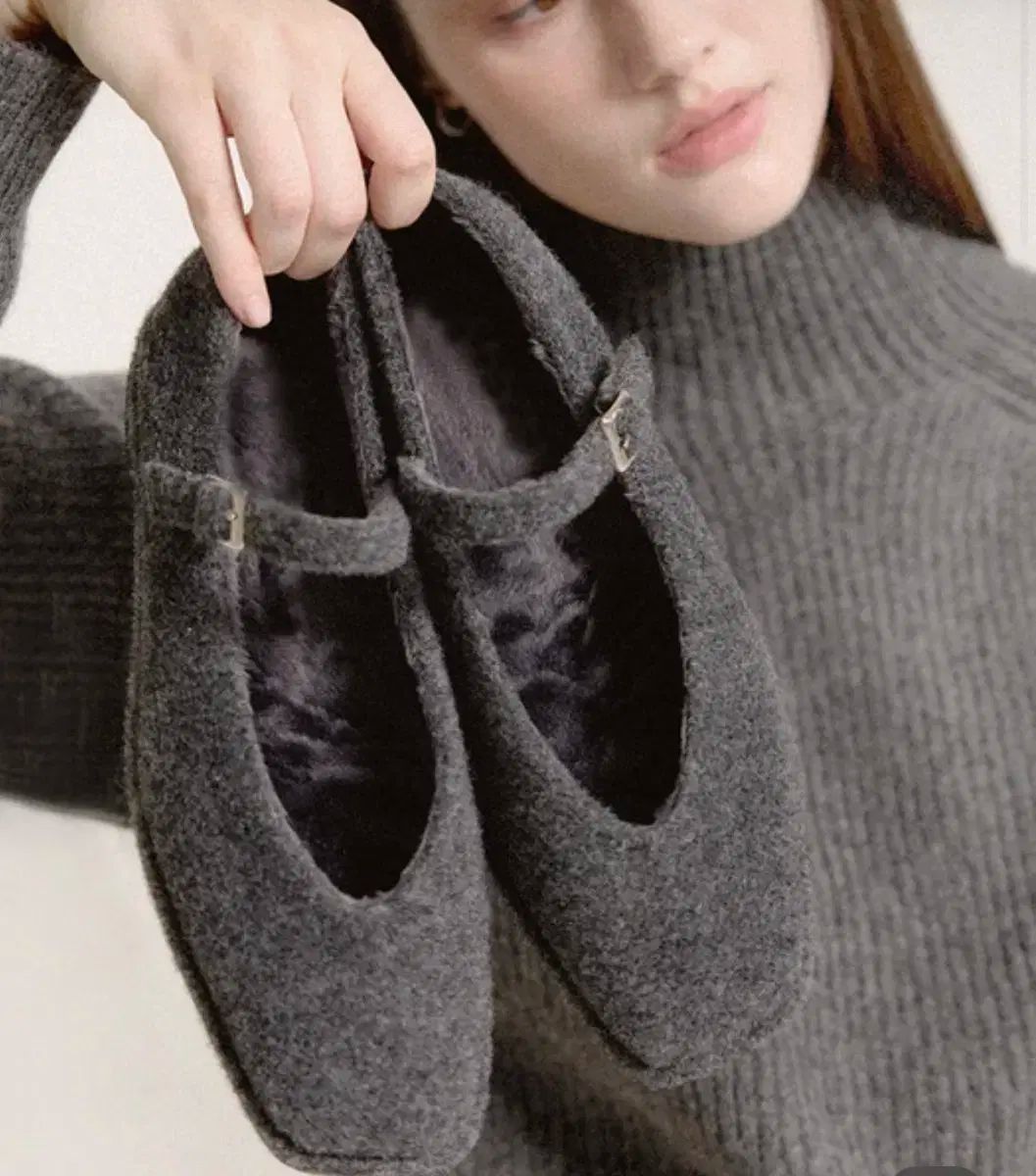 フラット ファー MARY JANE(メリージェーン)