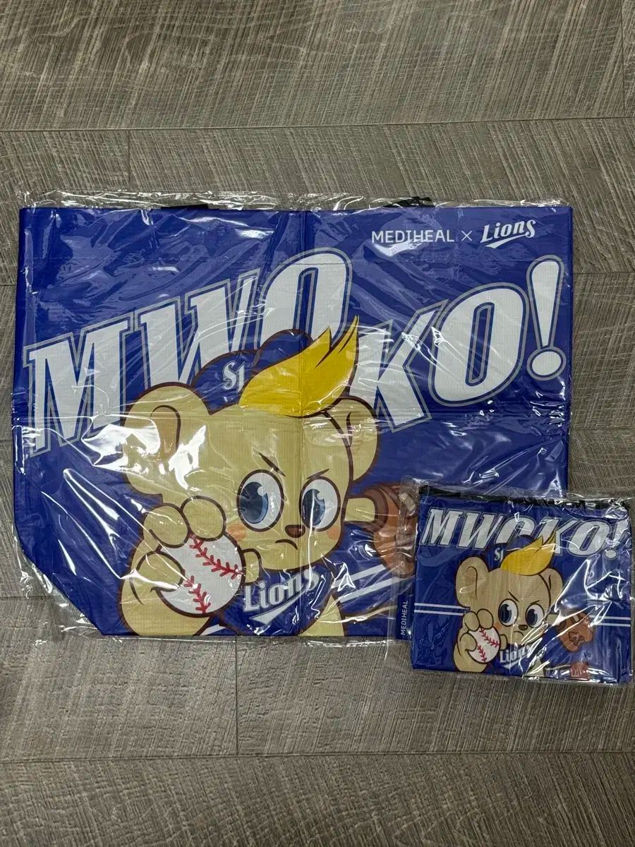 (新品) サムスン・ライオンズ メディヒル エコバッグ u0026 ポーチ セット