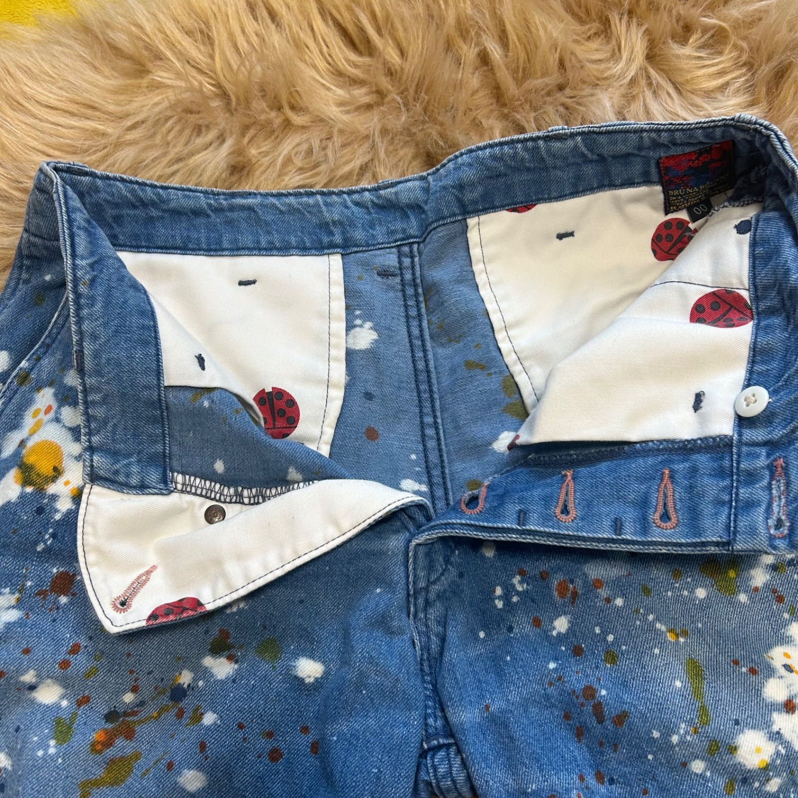 BRU NA BOINNE ハーフパンツ BRU NA BOINNE ブルーナボイン ペイント ハーフパンツ size00 - メルカリ