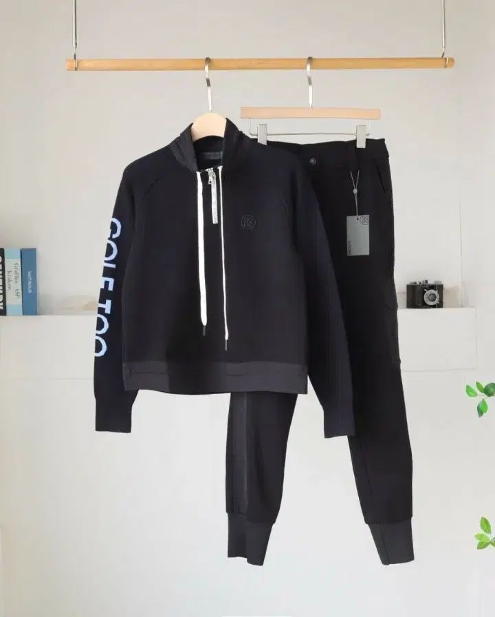 レディースゴルフウェア HYBE