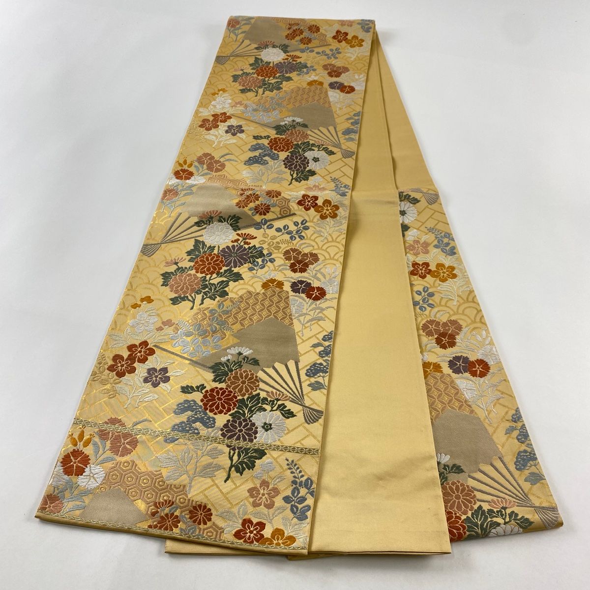 袋帯 秀品 関西仕立て 扇 秋草 箔 唐織 薄茶色 六通 正絹 【中古