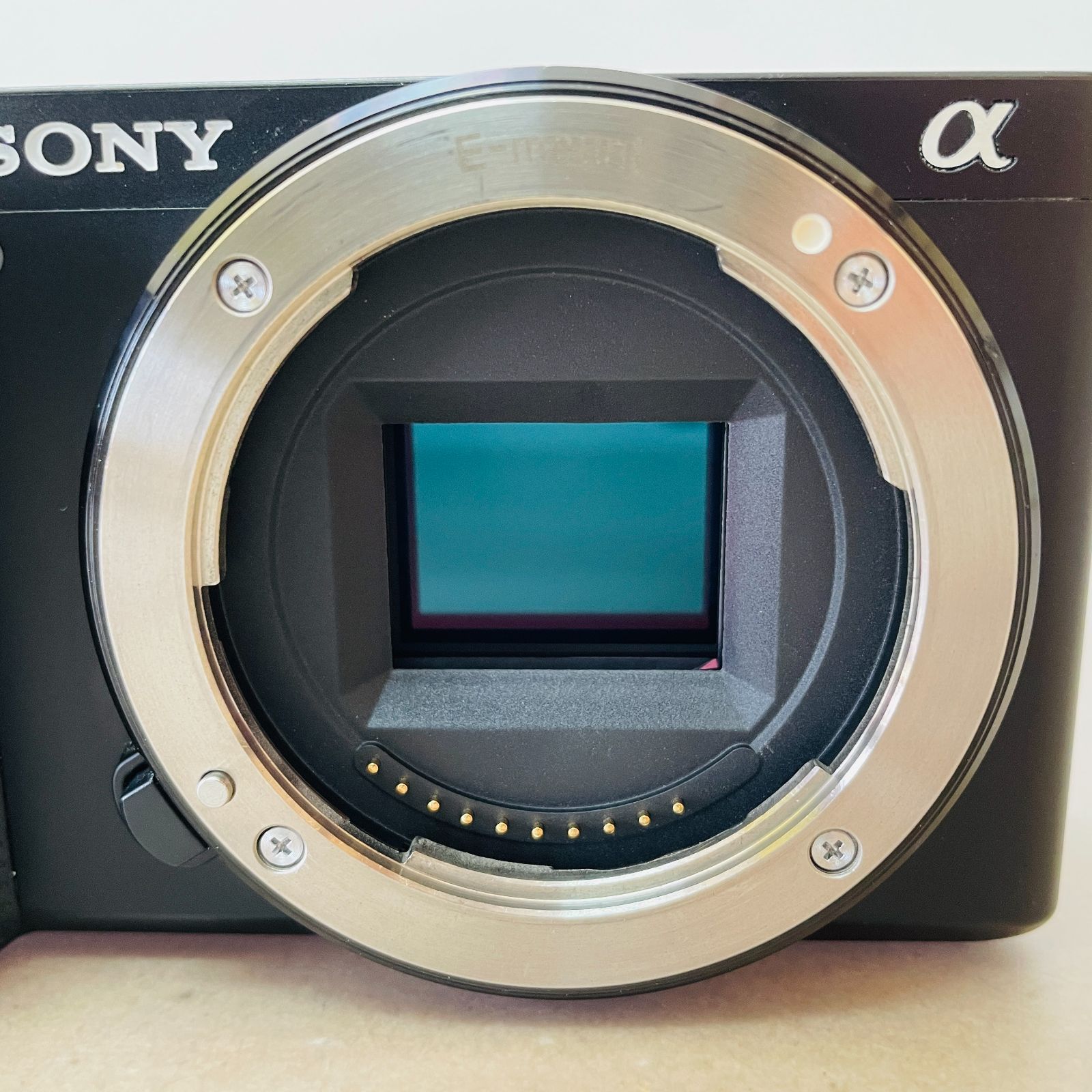 美品　SONY VLOGCAM ZV-E10 ボディ 新品)SONY (ソニー) VLOGCAM ZV-E10 ボディ ZV-E10 B ブラック