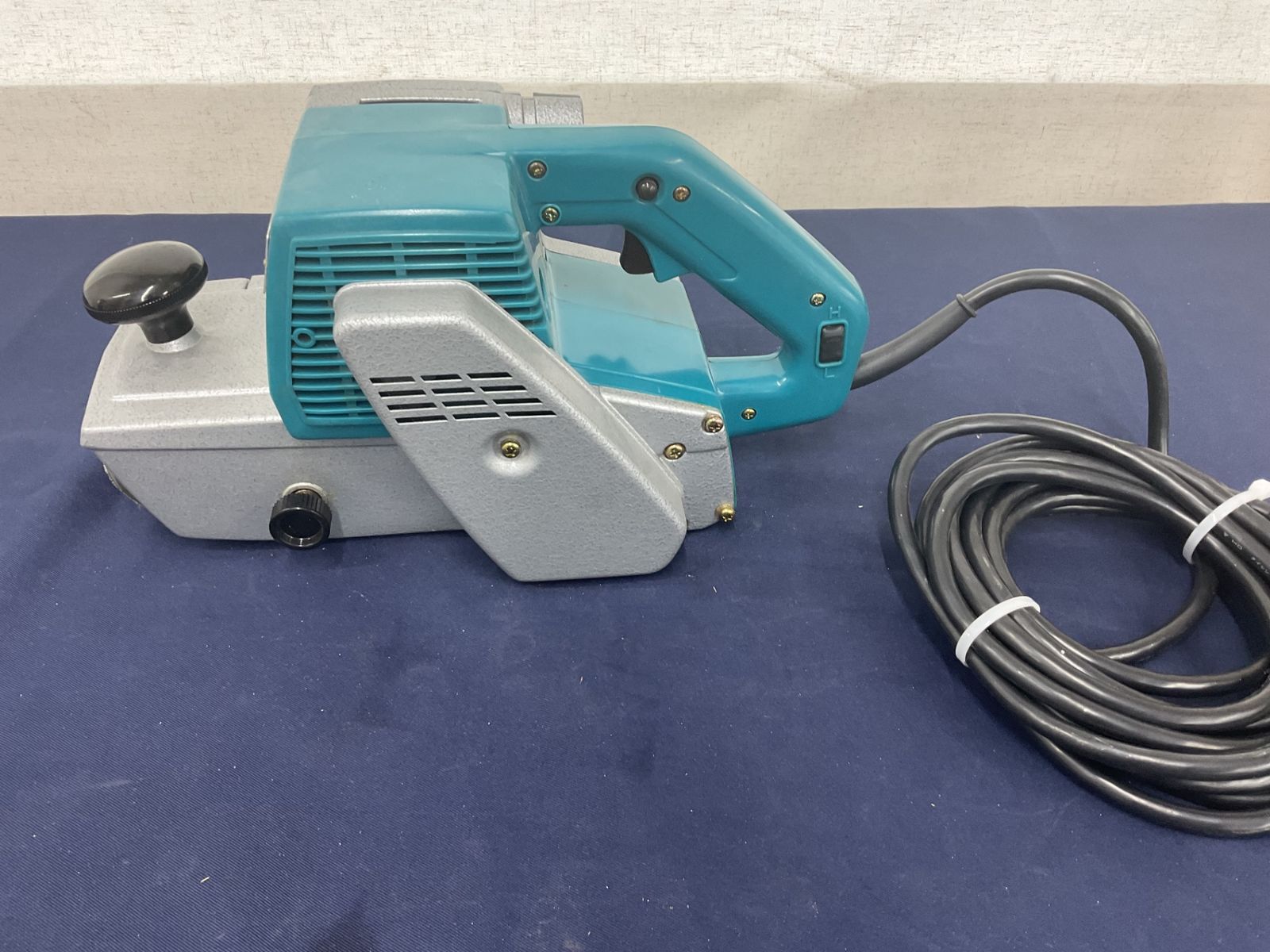 ◇マキタ(makita) ベルトサンダ 9402【八尾店】 【公式通販】