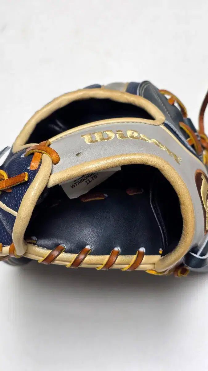 美品‼️★ WILSON A2K 1787   ウィルソン グローブ★  内野 2023 Omaha Bluebird A2K 1787 11.75” Infield Baseball Glove