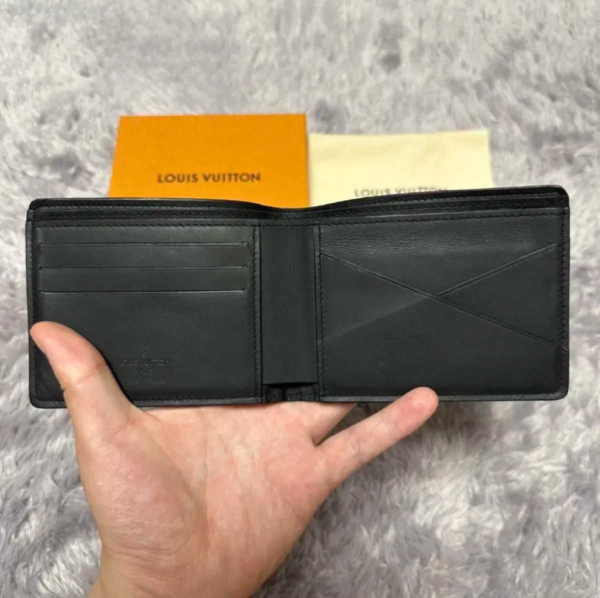 1*3様 Louis Vuitton 二つ折り財布 ブラック123様用 ルイ・ヴィトン