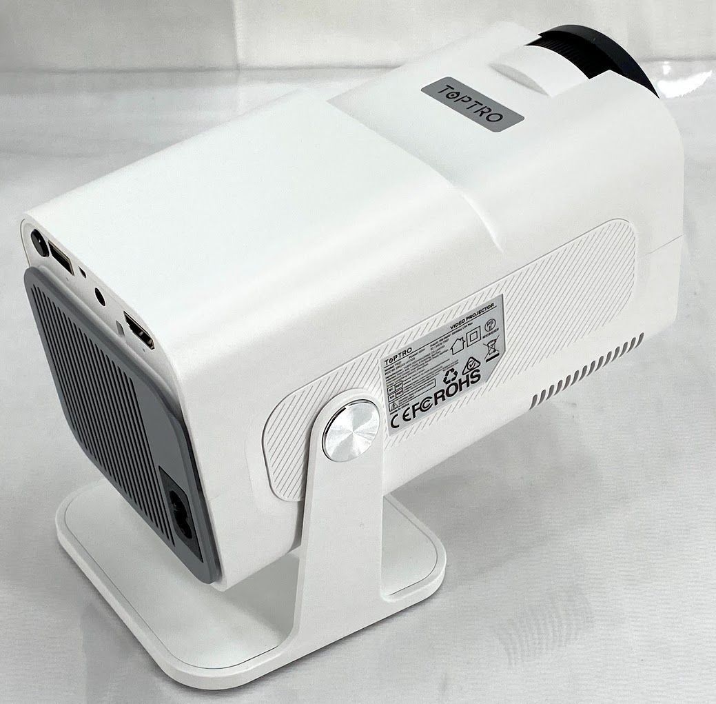 極美品】 TOPTRO プロジェクター小型 270度回転 自動台形補正 極美品】 TOPTRO プロジェクター小型 270度回転 自動台形補正