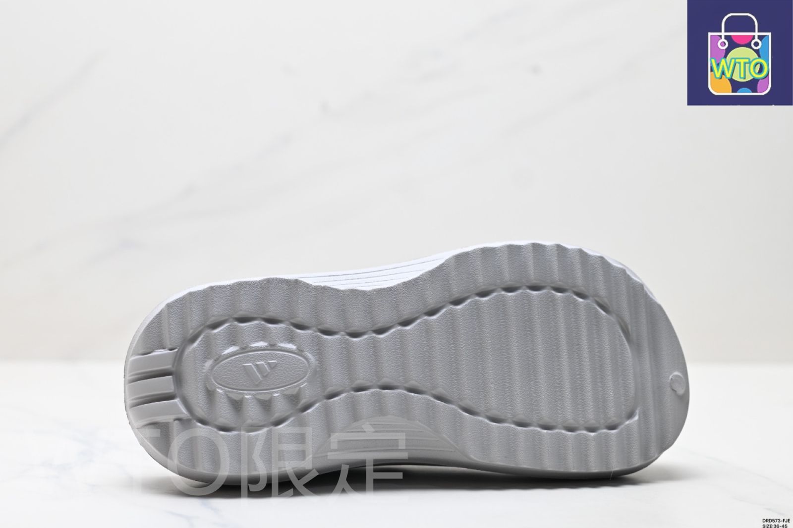 滑り止め 包頭スリッパ