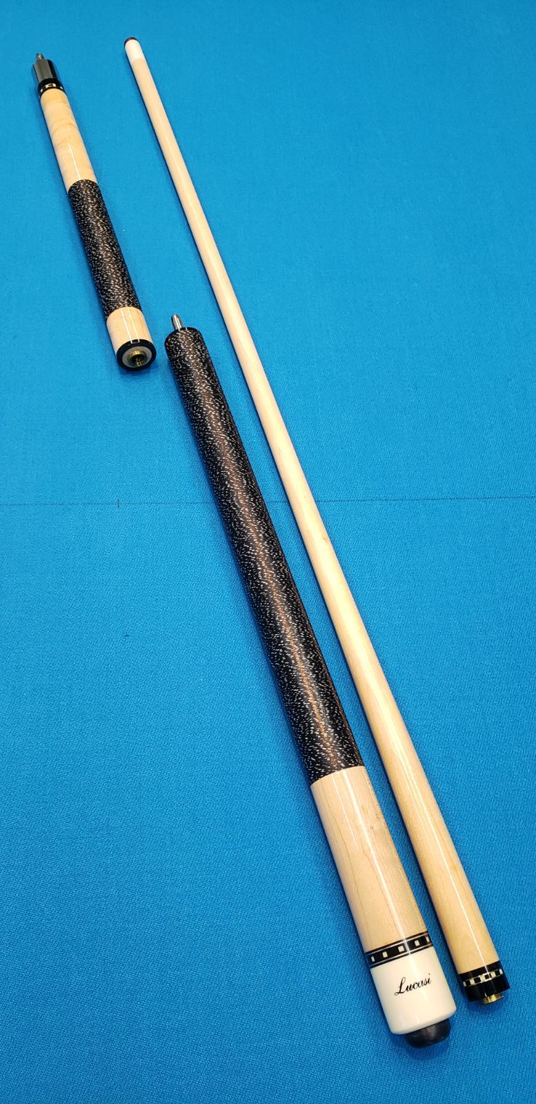 Lucasi カスタムシリーズ LOW DEFLECTION TECHNOLOGY CUE