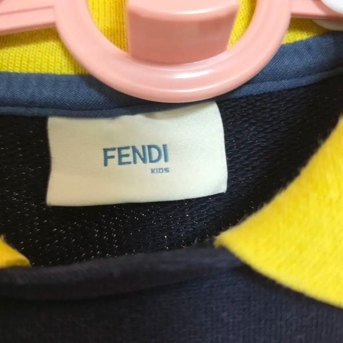 フェンディキッズ スウェット