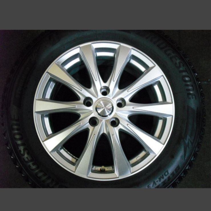 T-2109 本州 超バリ山 23年製 DM-V3 225 65R17 RAV4 ハリアー 等 17インチスタッドレス タイヤホイール