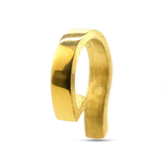 イヤークリップ 男性